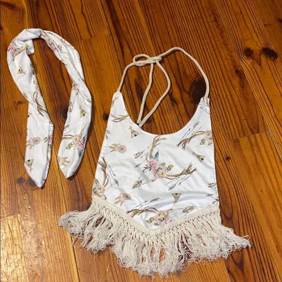Boutique Other - Boutique Boho Bib & Headscarf Set